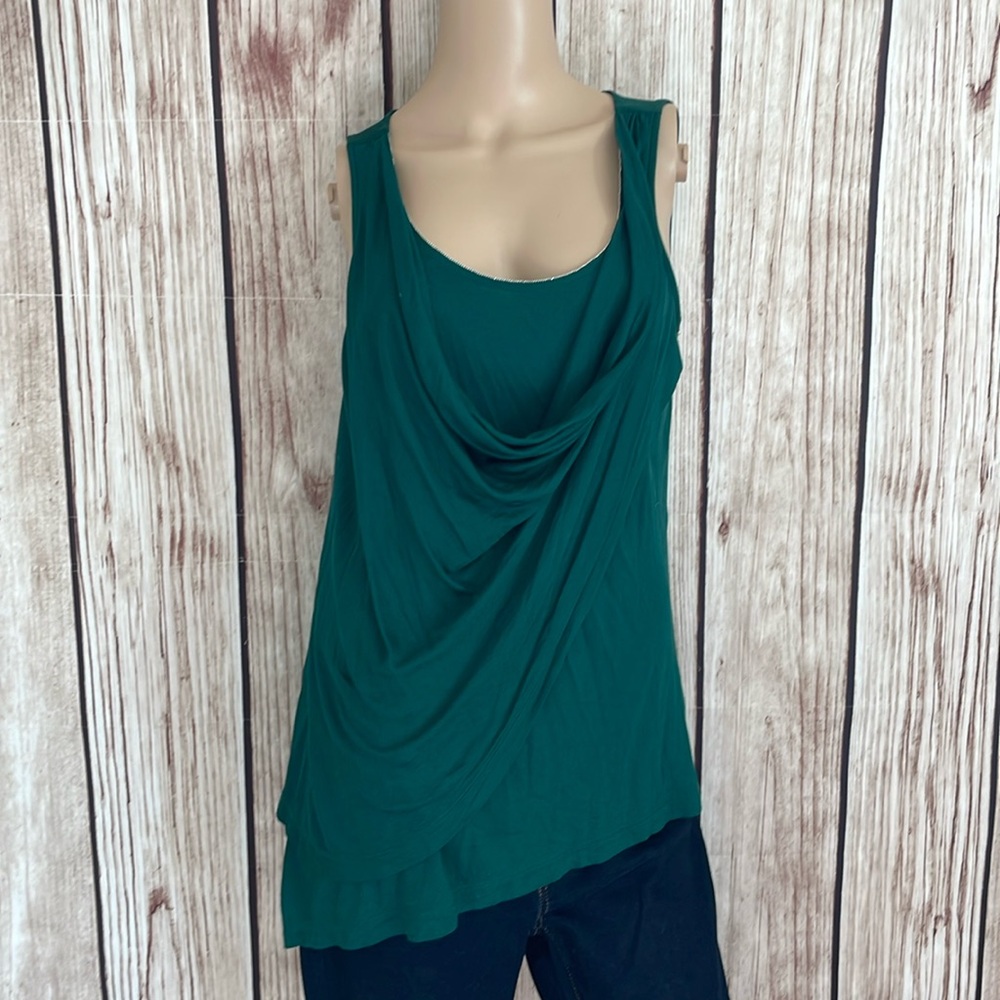 White House Black Market Emerald Green Tank with Jewel Accents Size Med